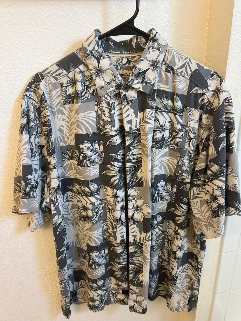 Tommy Bahama Short-Sleeve Hawaiian Shirt in Gray Floral